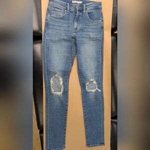 Levi's Classic Blue Distressed Skinny Jeans